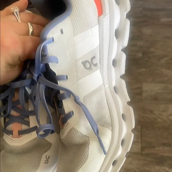 On CloudWomen shoes - White and periwinkles - Picture 7 of 9